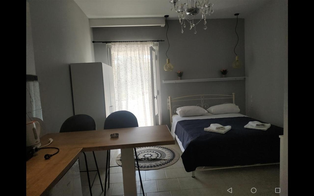 Apartamento Elthimias2 Poros Town Exterior foto