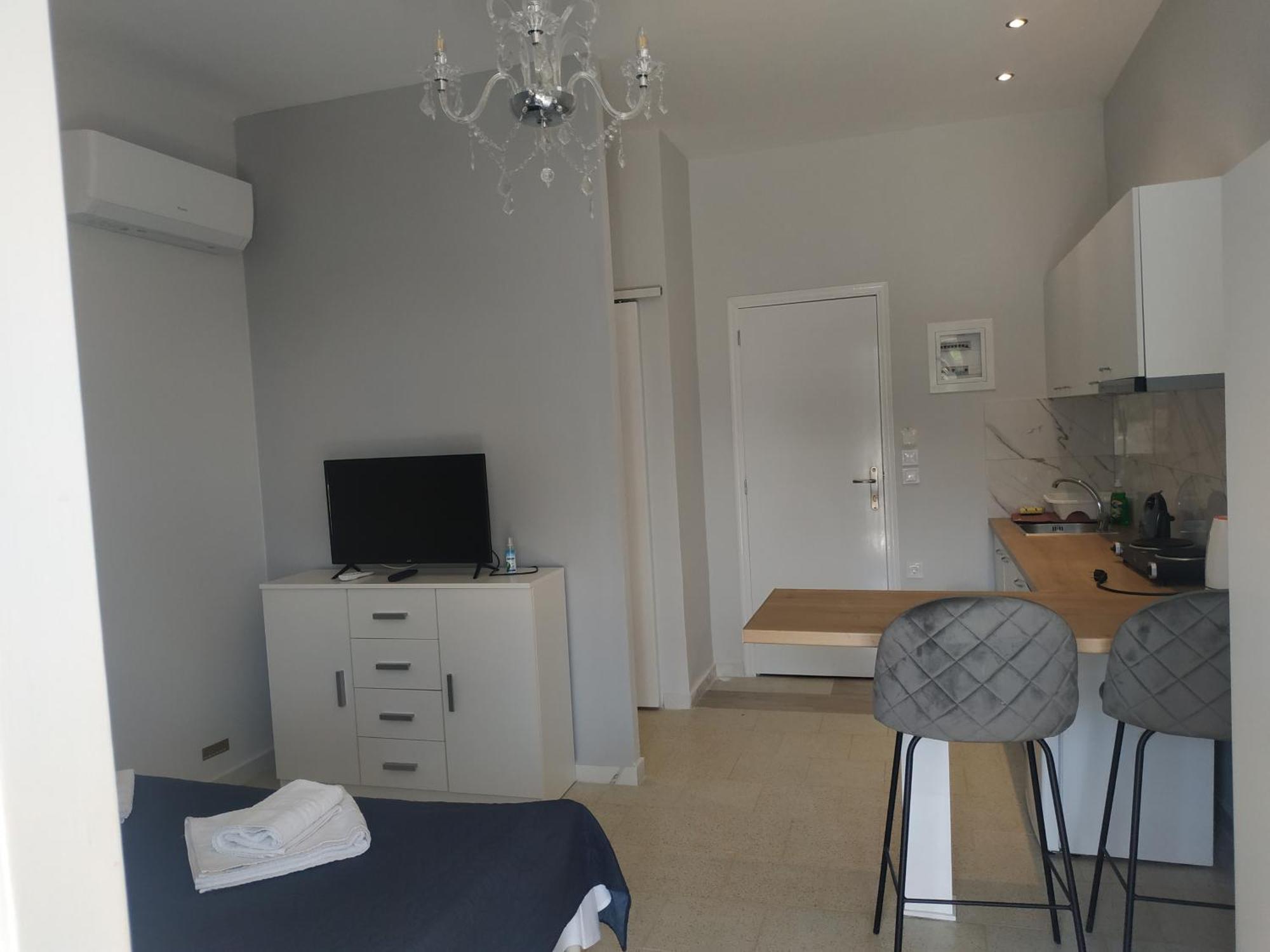 Apartamento Elthimias2 Poros Town Exterior foto