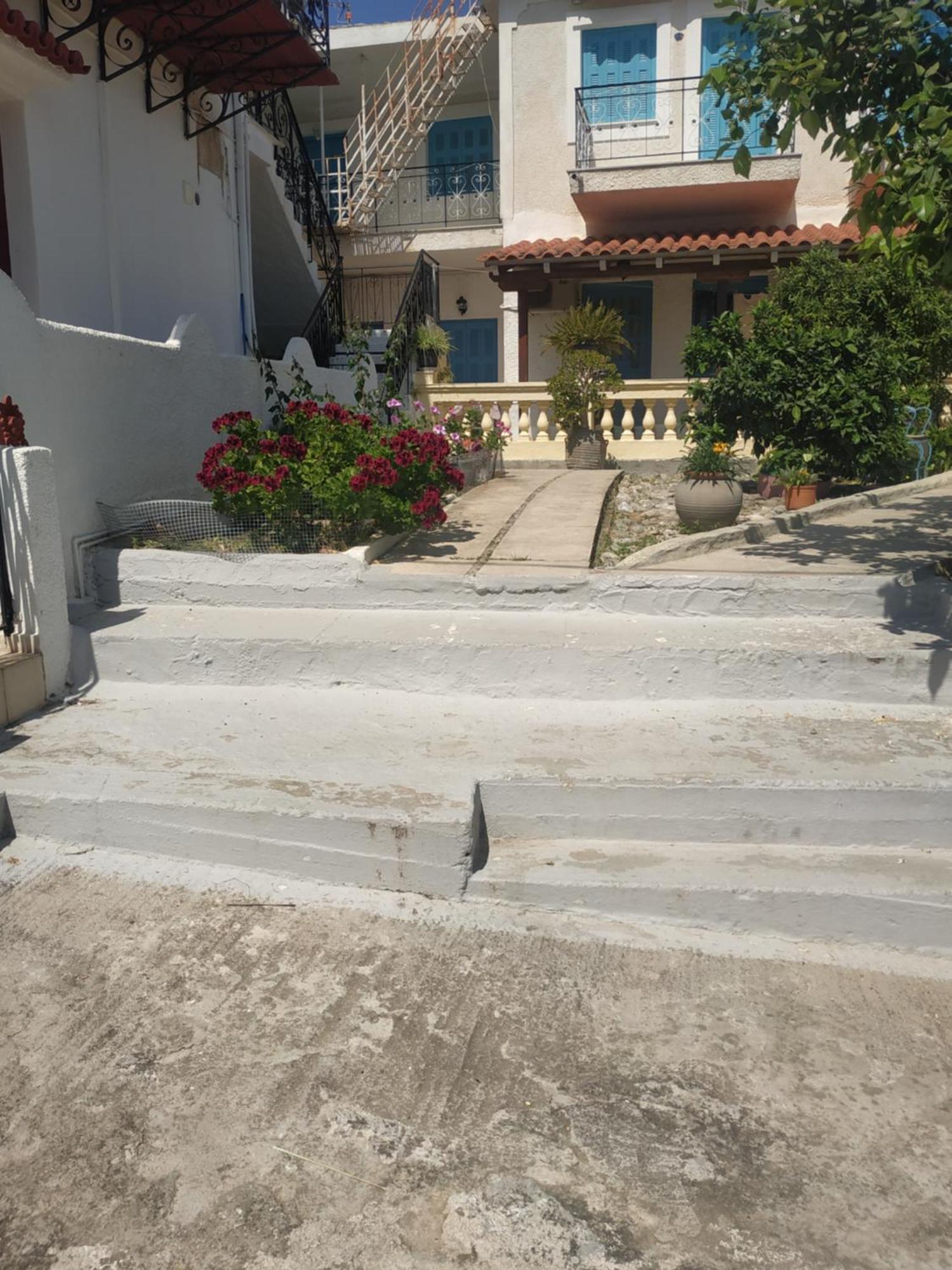 Apartamento Elthimias2 Poros Town Exterior foto